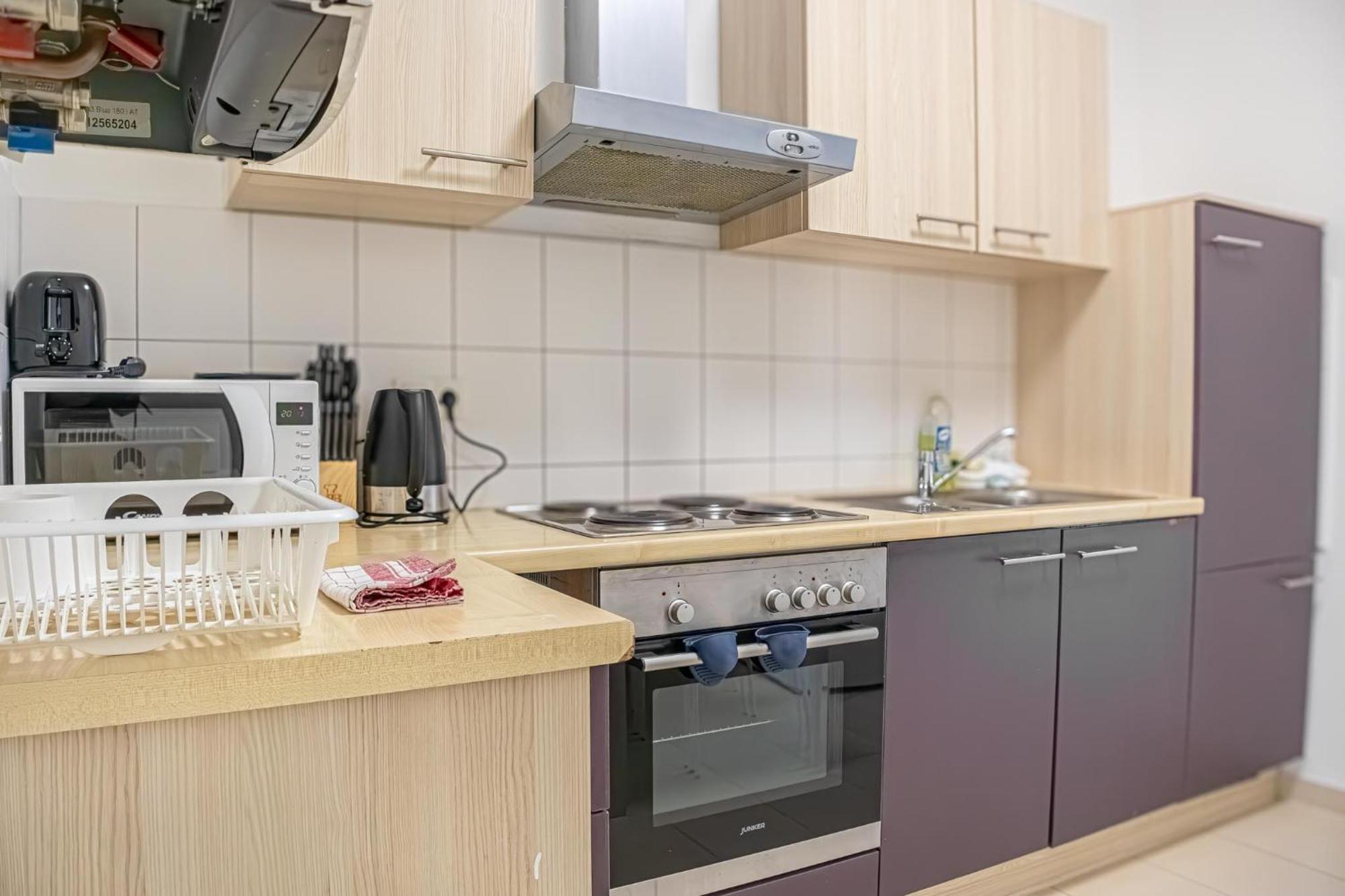 Comfortable 2Br Apt.-Near Wiener Stadthalle Extérieur photo