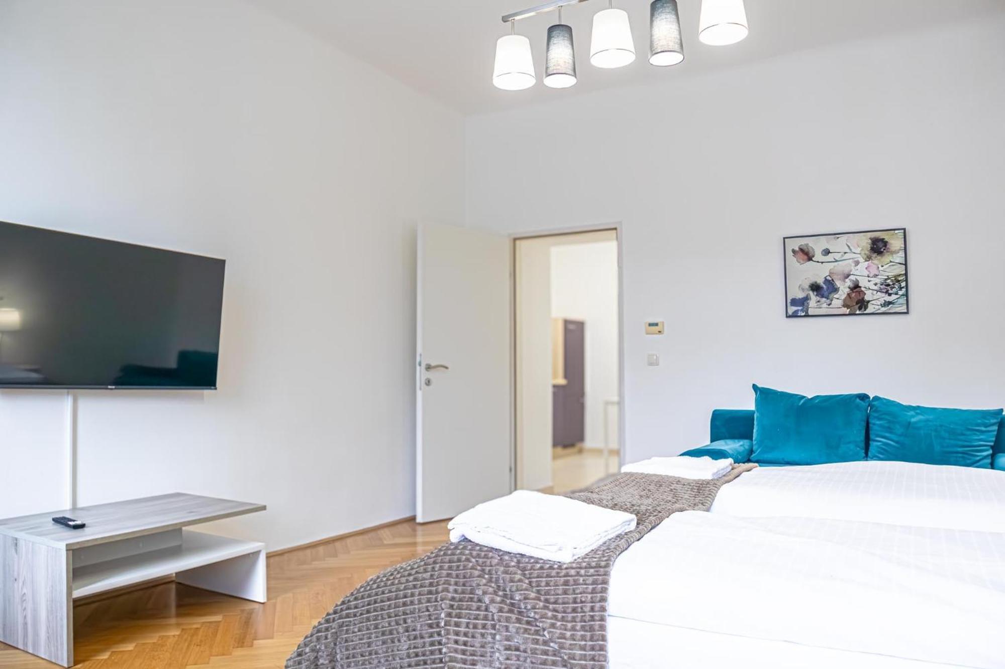 Comfortable 2Br Apt.-Near Wiener Stadthalle Extérieur photo